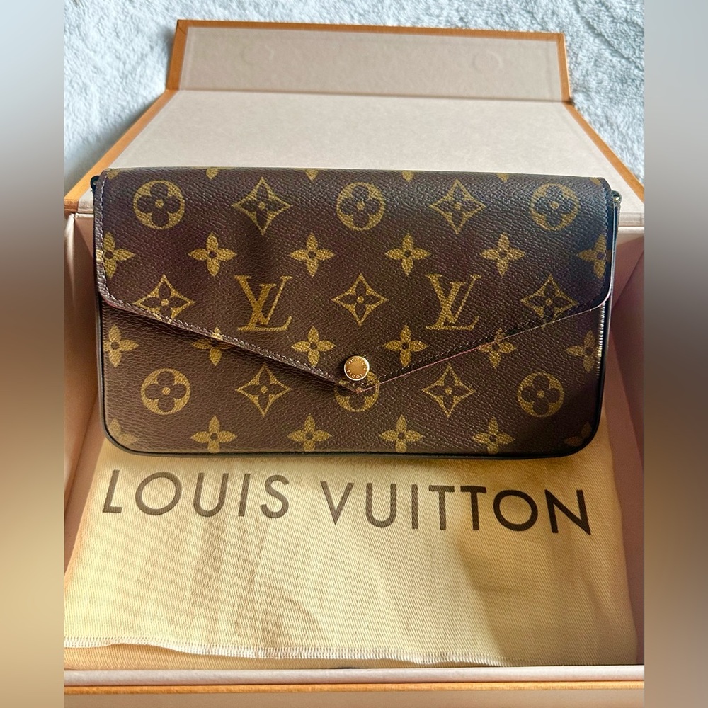 🛑SOLD🛑 sorry not available anymore, it’s been sold to my other account